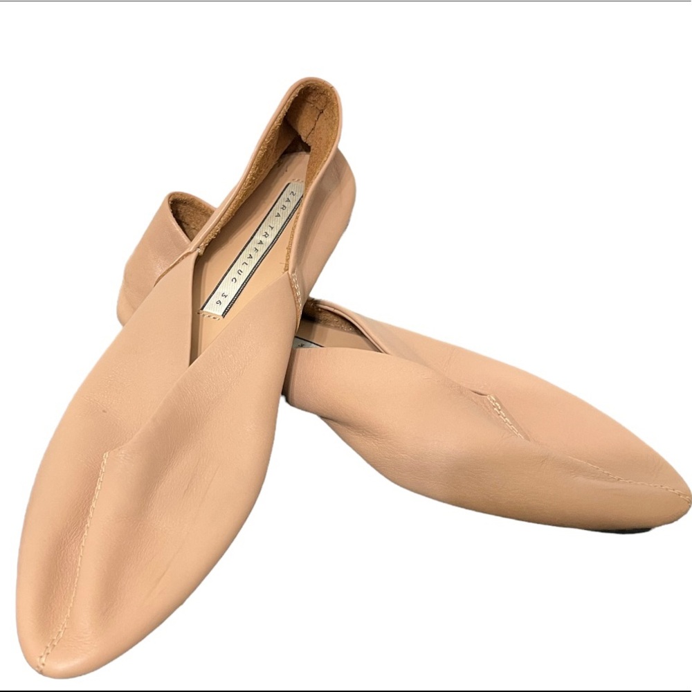 Zara Trafaluc  Ballerina  style shoes in leather. Size 36. New without box .